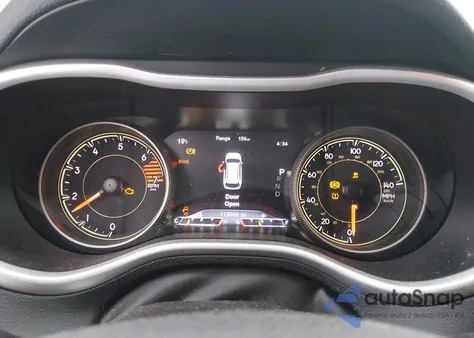 2018 Jeep Cherokee Trailhawk 4X4 from USA, damaged, VIN 1C4PJMBB9JD559395